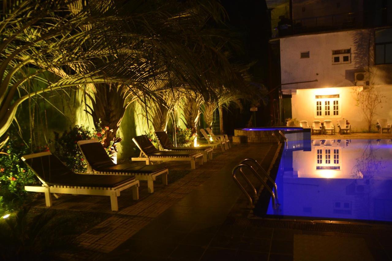 פולונרואה Seyara Holiday Resort מראה חיצוני תמונה