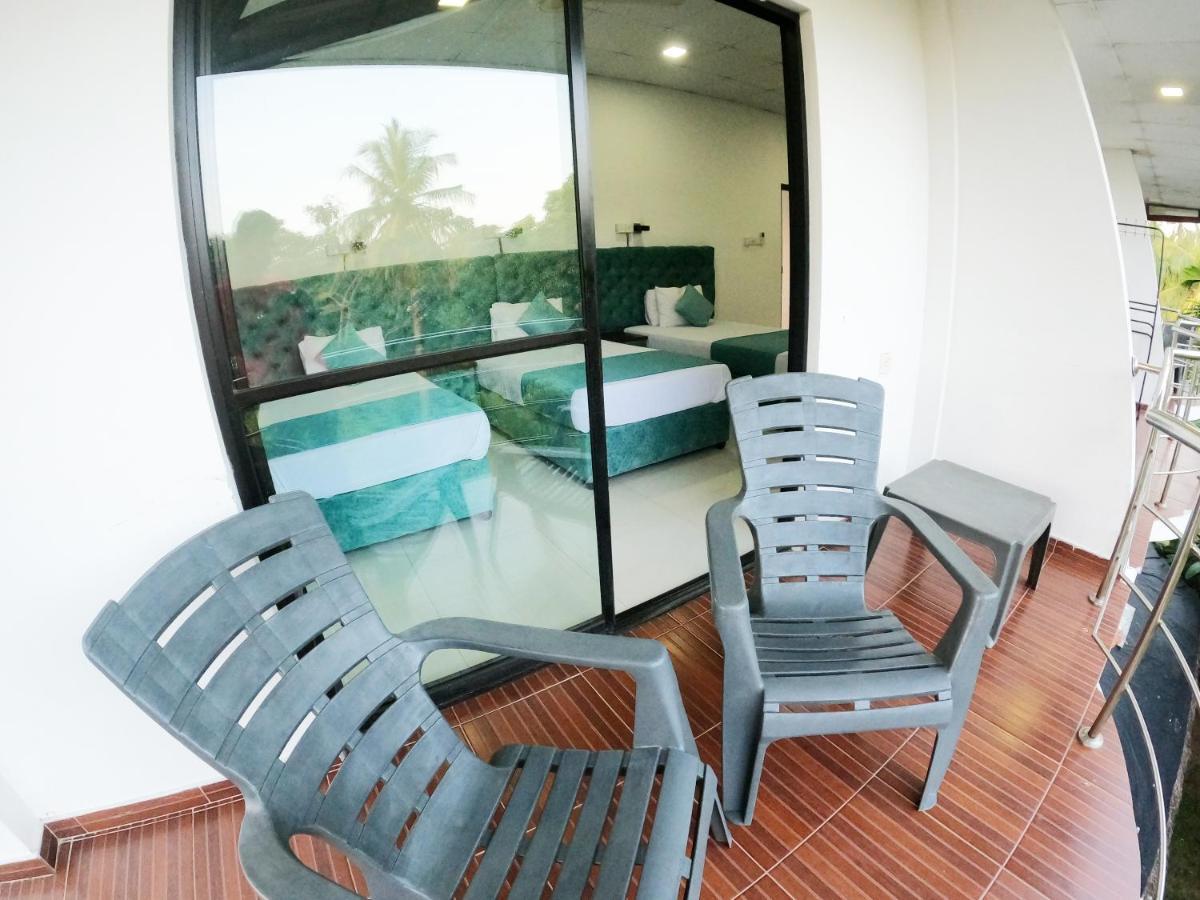 פולונרואה Seyara Holiday Resort מראה חיצוני תמונה